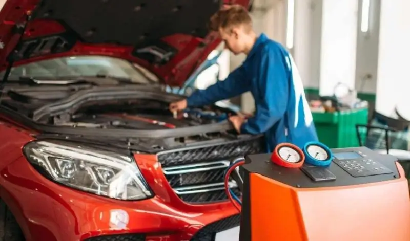 Auto Air Conditioner Repairing
