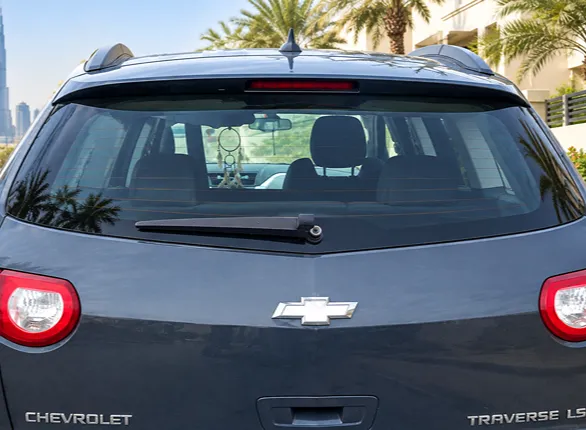 Broken Rear Windshield Replacement Dubai