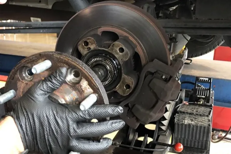 Car Brake Disc Replacement Dubai