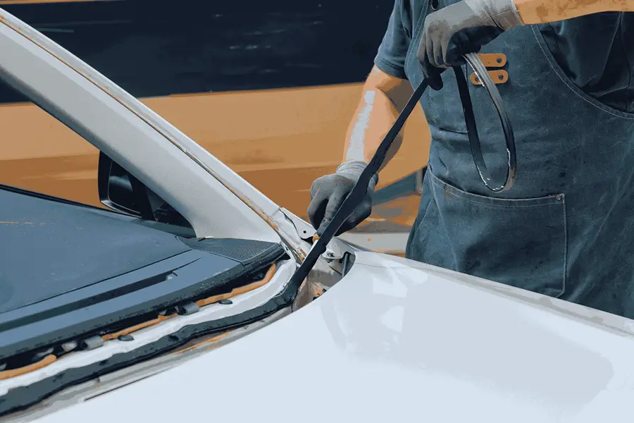 Car Glass Fixing in Abu Dhabi