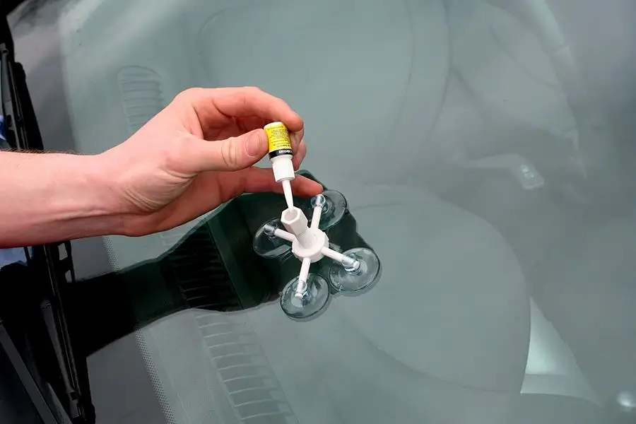 Car Glass Repair in Abu Dhabi