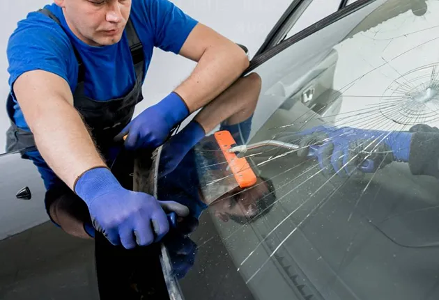 Car Glass Repair in Dubai