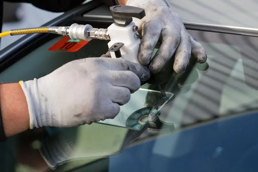Car Glass in Abu Dhabi