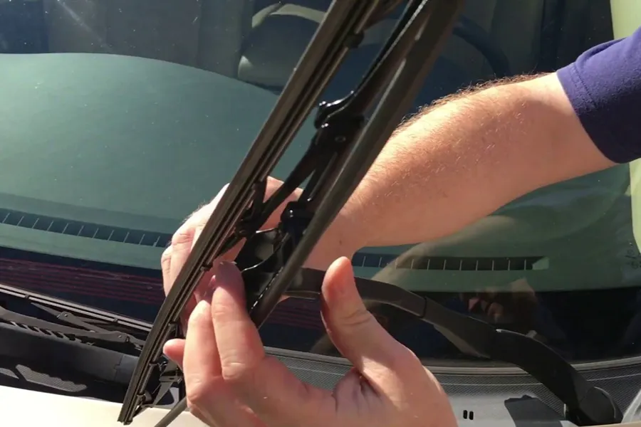 Car Windshield Wiper Blades Replacement in UAE