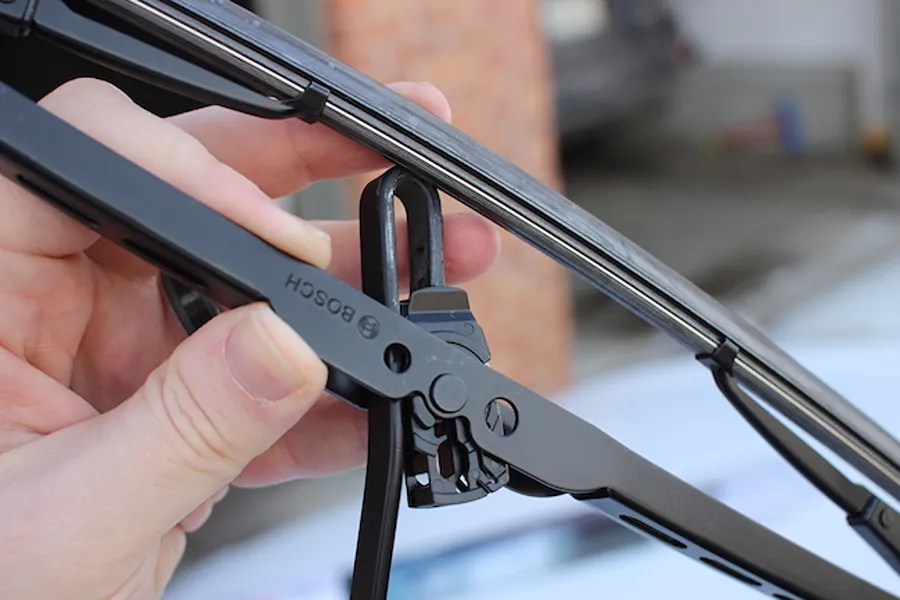 Windshield Wiper Blades Replacement in UAE